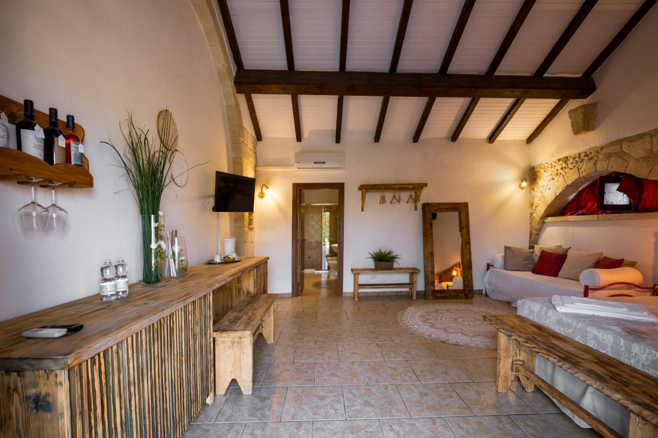 Agriturismo Masseria Costarella Borgagne Extérieur photo